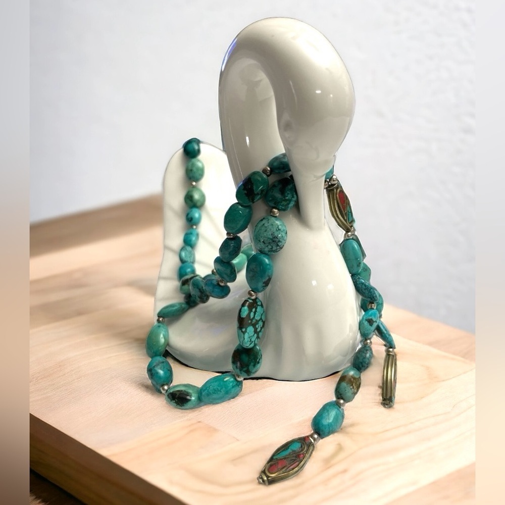 Genuine Tibetan Turquoise and Silver bead necklace 18.5"
